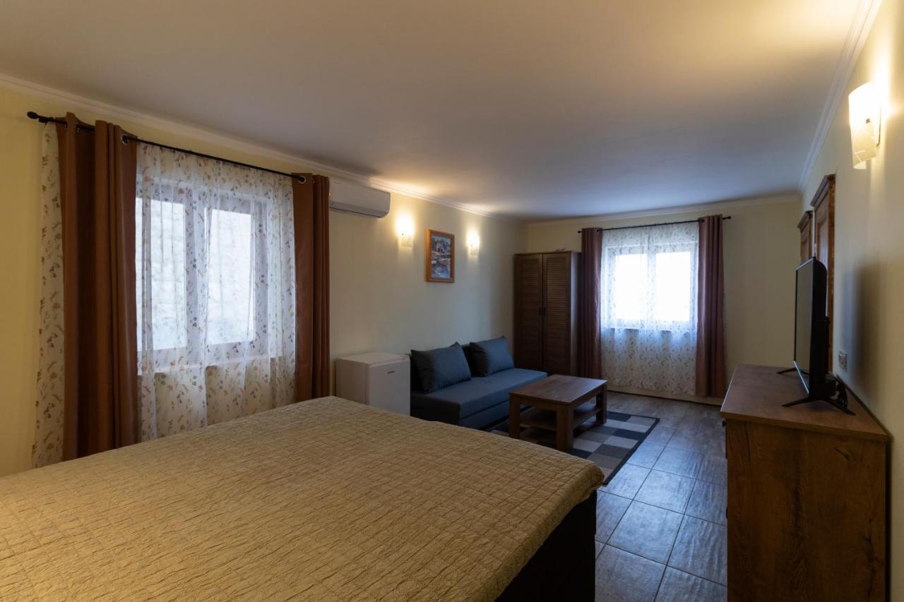Taverna & Rooms Сутиван Экстерьер фото