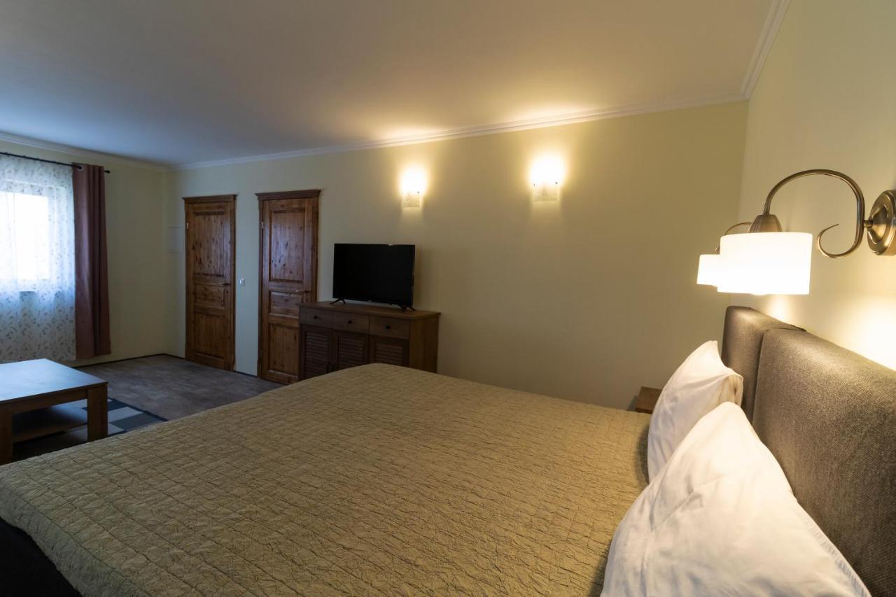 Taverna & Rooms Сутиван Экстерьер фото
